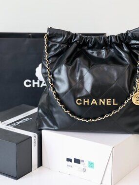 Chanel 22 handbag Medium 22bag